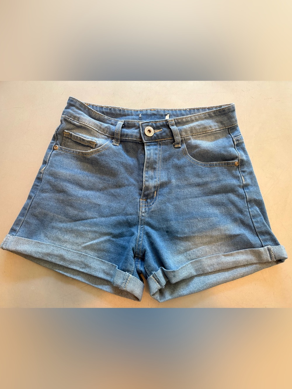 Juniors High-Rise Blue Denim Rolled Hem Shorts